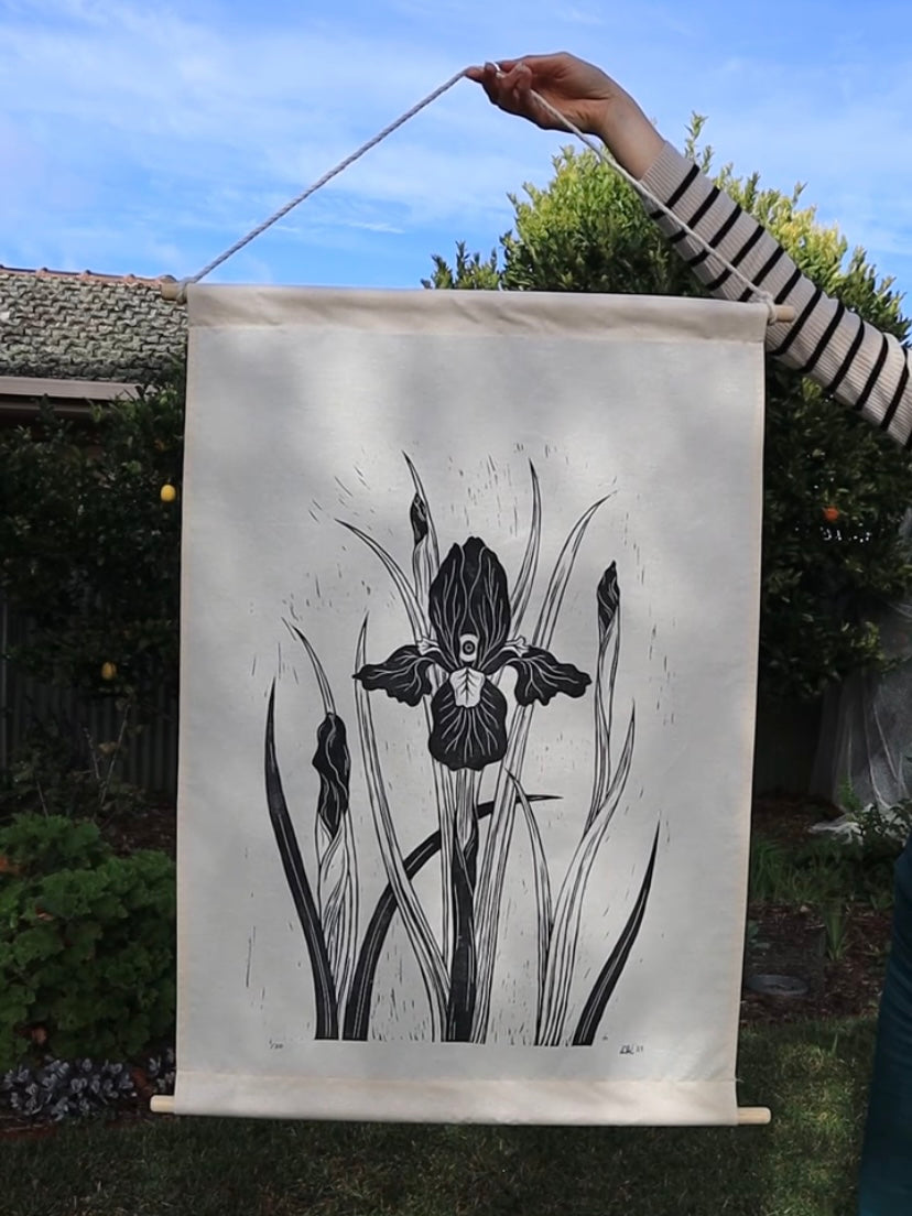 eyeris - wall hanging